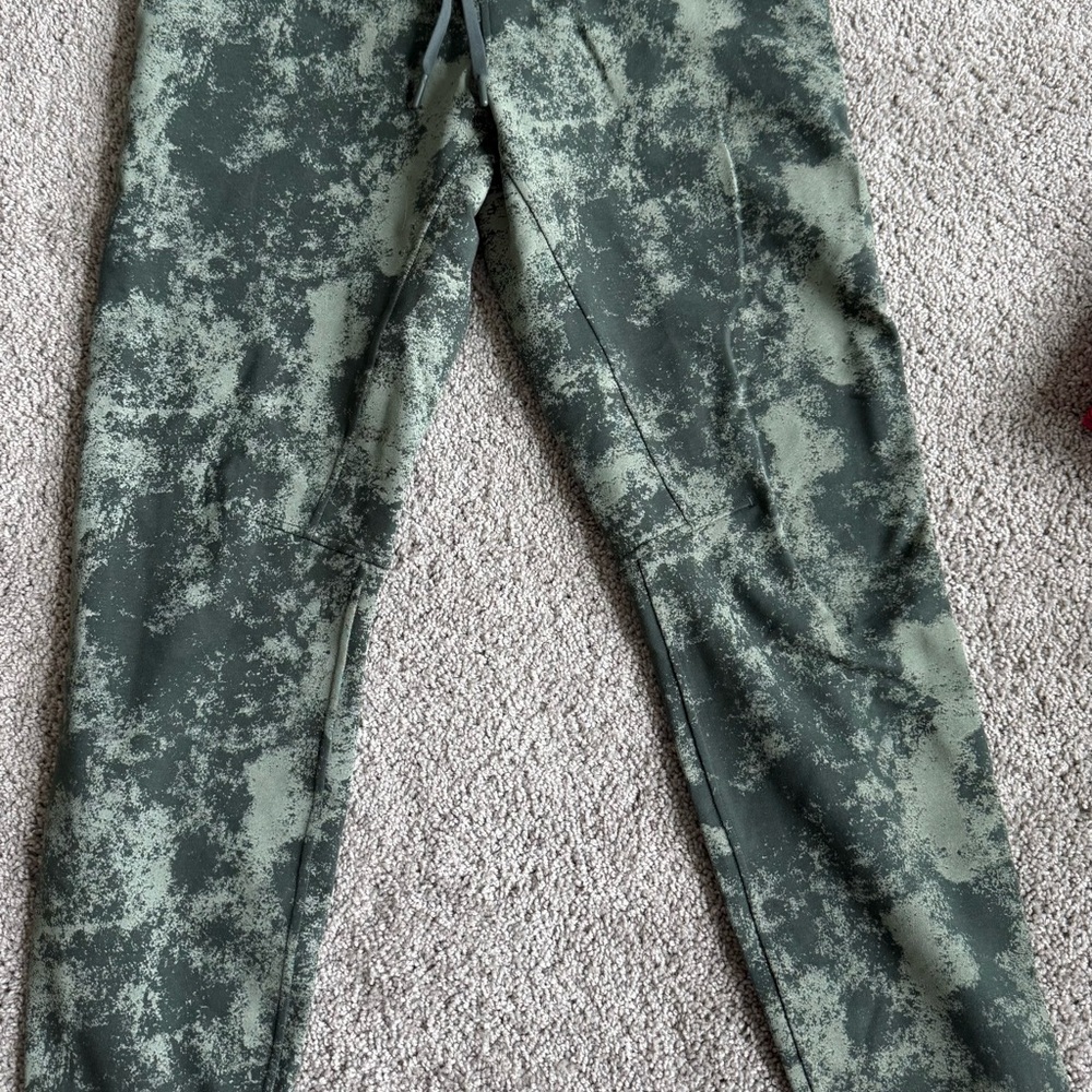 Camouflage jogger